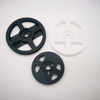 Carrete plástico de encargo del carrete del OEM, 5 6 carrete llevado estático anti de la tira de 7 pulgadas