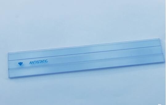 Tubos estáticos antis flexibles del Esd Ic que empaquetan la superficie azul transparente