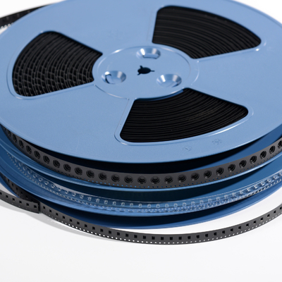 material del policarbonato del portador 8m m 12m m de la cinta del portador de 10E5 SMT SMD