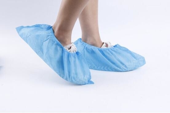 Cubiertas médicas del zapato de resbalón de los accesorios del recinto limpio del CPE del polipropileno PE no