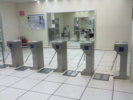 Torniquete doble de la altura de la cintura de la puerta del torniquete del trípode del museo con el motor de DC