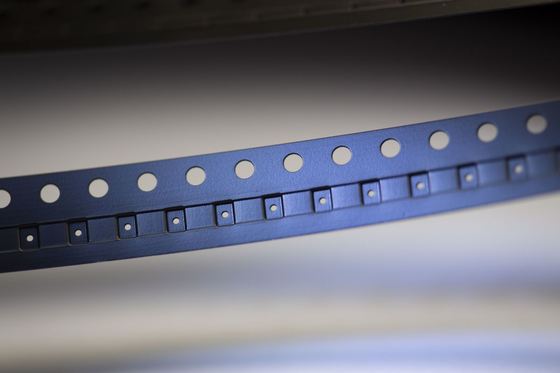 Cubierta de cinta transportadora conductora transparente negra, ESD permanente segura, para embalaje de componentes SMD/SMT