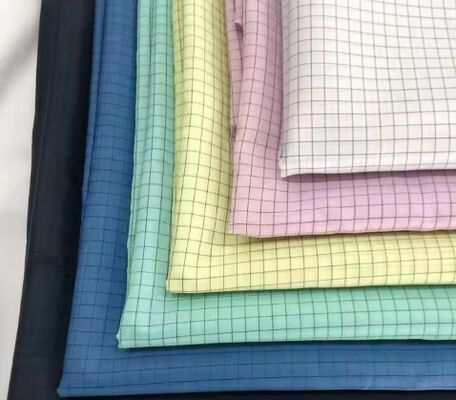 Tejido antiestático de 5 mm, material transpirable 115GSM, diseñado para salas limpias.